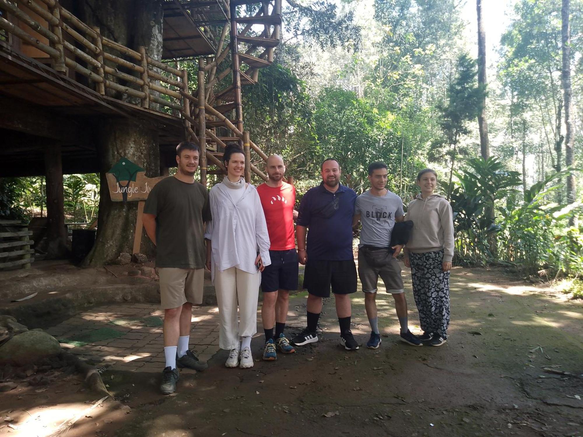 Jungle Jive Treehouse And Farm House Munnar Exterior photo